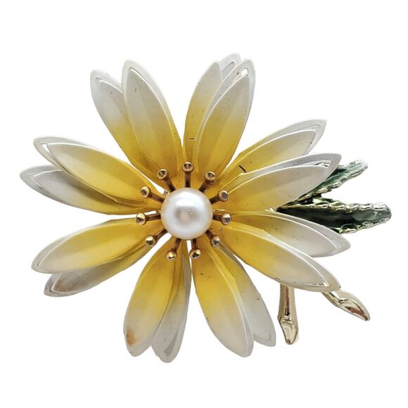Flower Power Brooch & Clip Earrings White Yellow Enamel Daisy Pin Boho Hippie - Picture 9 of 9